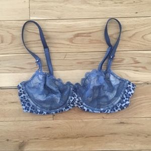 Victoria’s Secret bra 34C